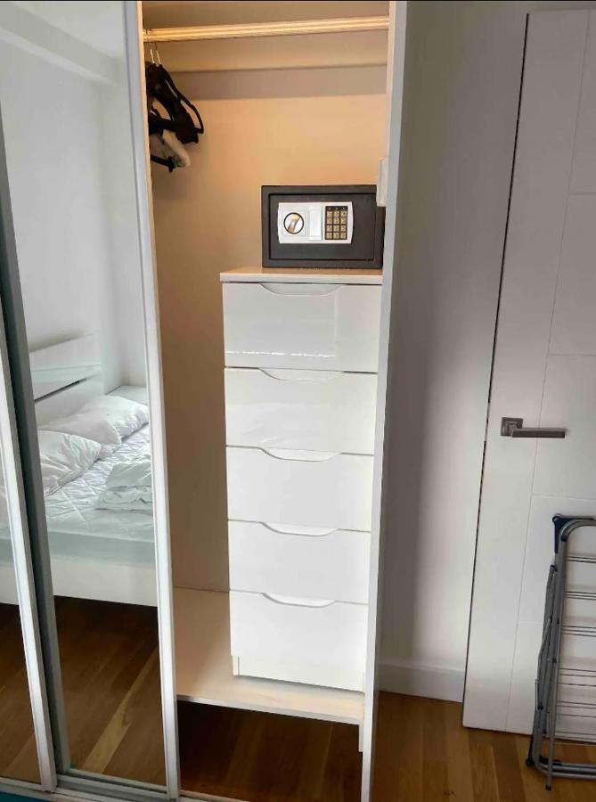 Appartamento Beautiful 1 Bedroom Penthouse Flat *